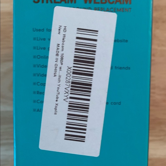 NIB HD Auto Focus Stream Webcam - Picture 4 of 4